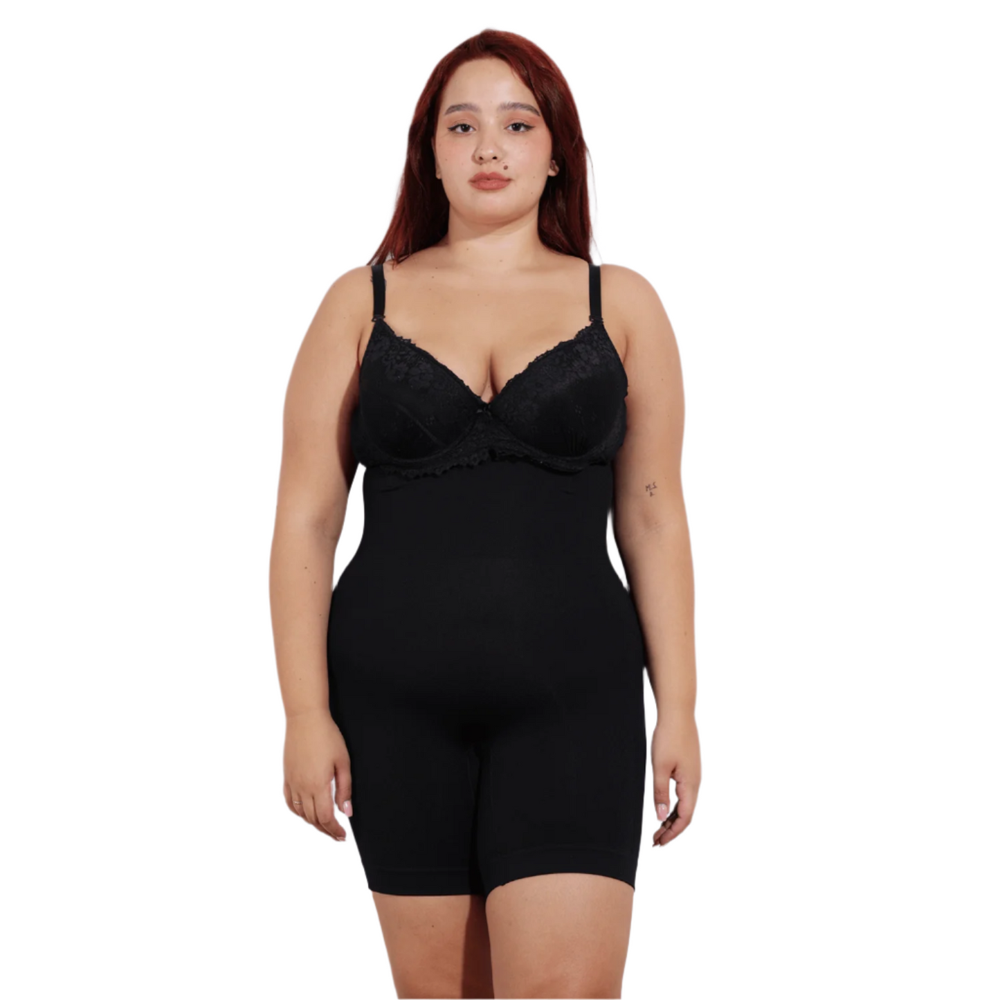 Модель у розмірі XL/XXL.
Зріст: 178 см, вага: 96 кг.