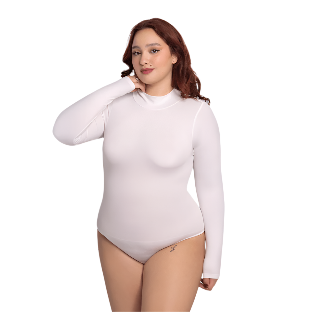 Модель у розмірі XL/XXL.
Зріст: 178 см, вага: 96 кг.