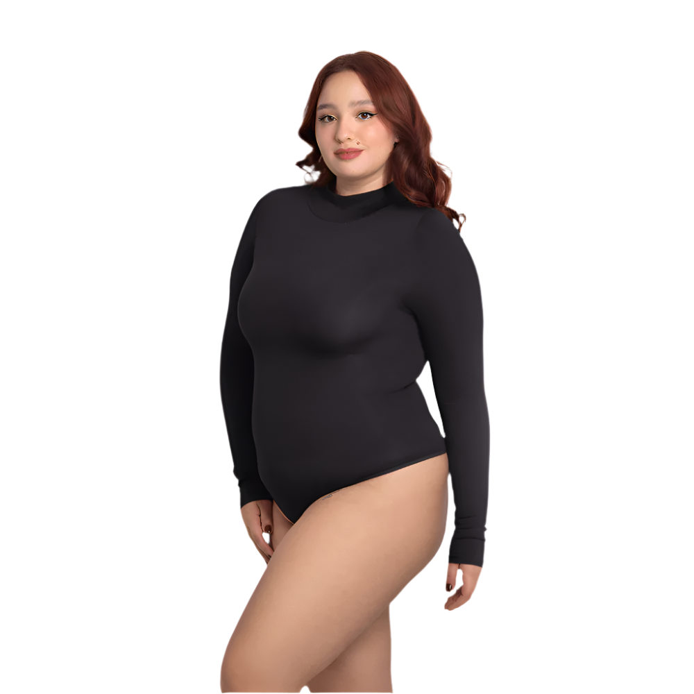 Модель у розмірі XL/XXL.
Зріст: 178 см, вага: 96 кг.