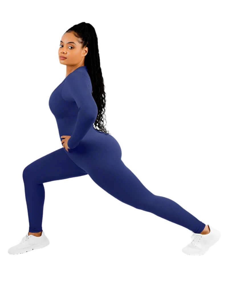 Модель у розмірі M/L.
Зріст: 170 см, ОГ: 97 см, ОТ: 75 см, ОС: 105 см