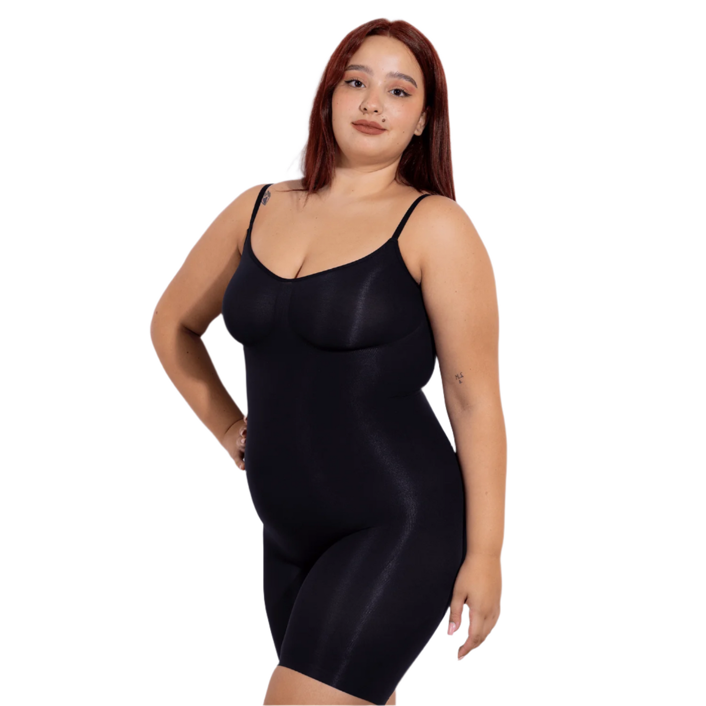 Модель у розмірі XL/XXL.
Зріст: 178 см, вага: 96 кг.