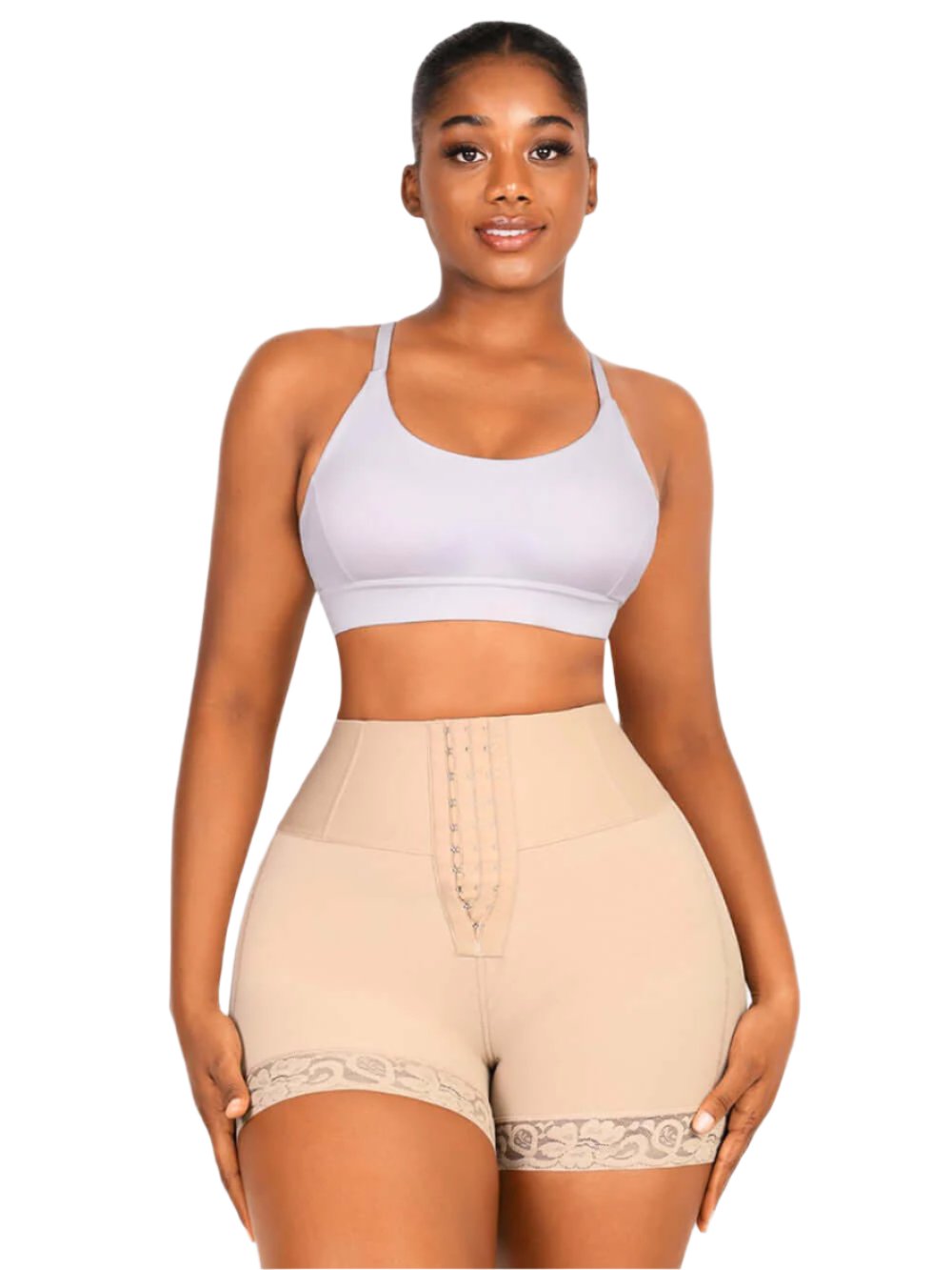 Модель у розмірі M.
Зріст: 180 см, ОГ: 97 см, ОТ: 74 см, ОС: 110 см