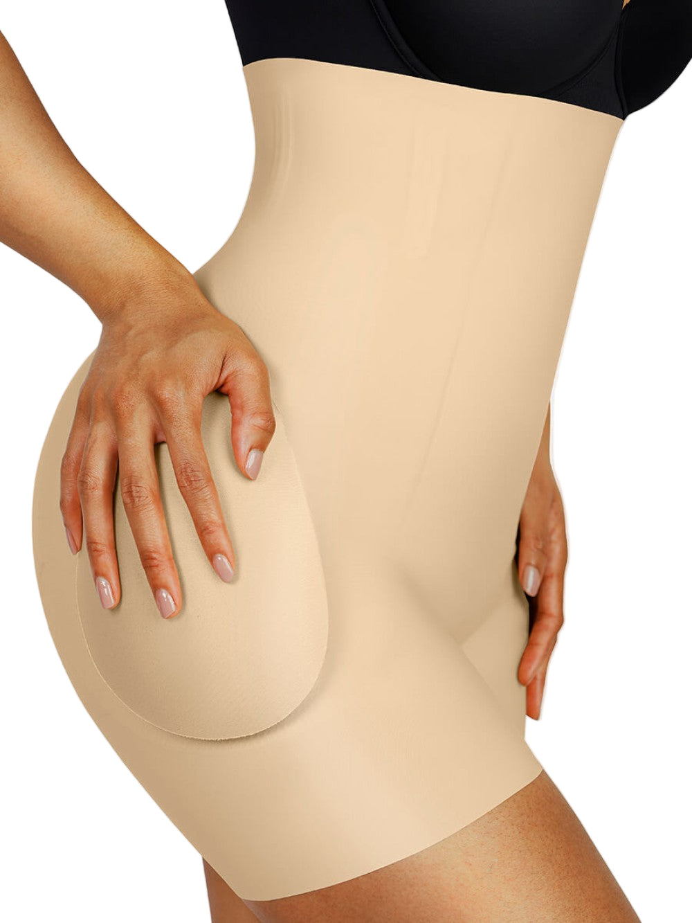 Модель у розмірі S.
Талія: 75 см, стегна: 105 см, бюст: 97 см.