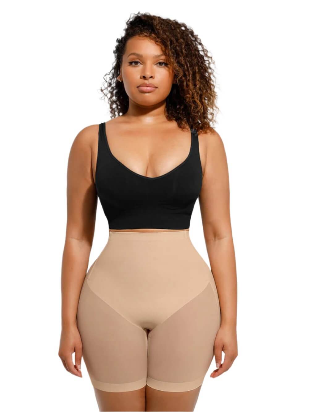 Модель у розмірі L.
ОГ: 97 см, ОТ: 79 см, ОС: 122 см.