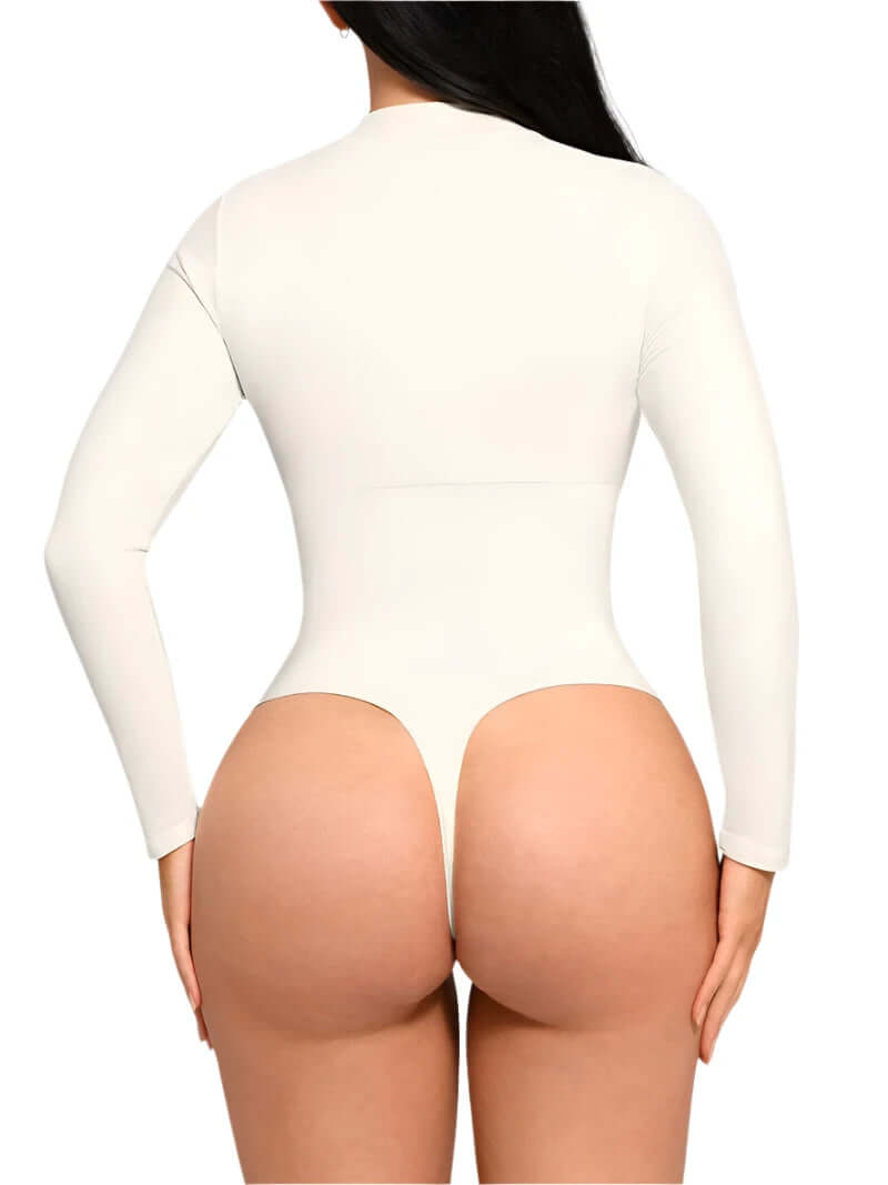 Модель у розмірі XS/S.
Зріст: 178 см, ОГ: 89 см, ОТ: 67 см, ОС: 100 см.